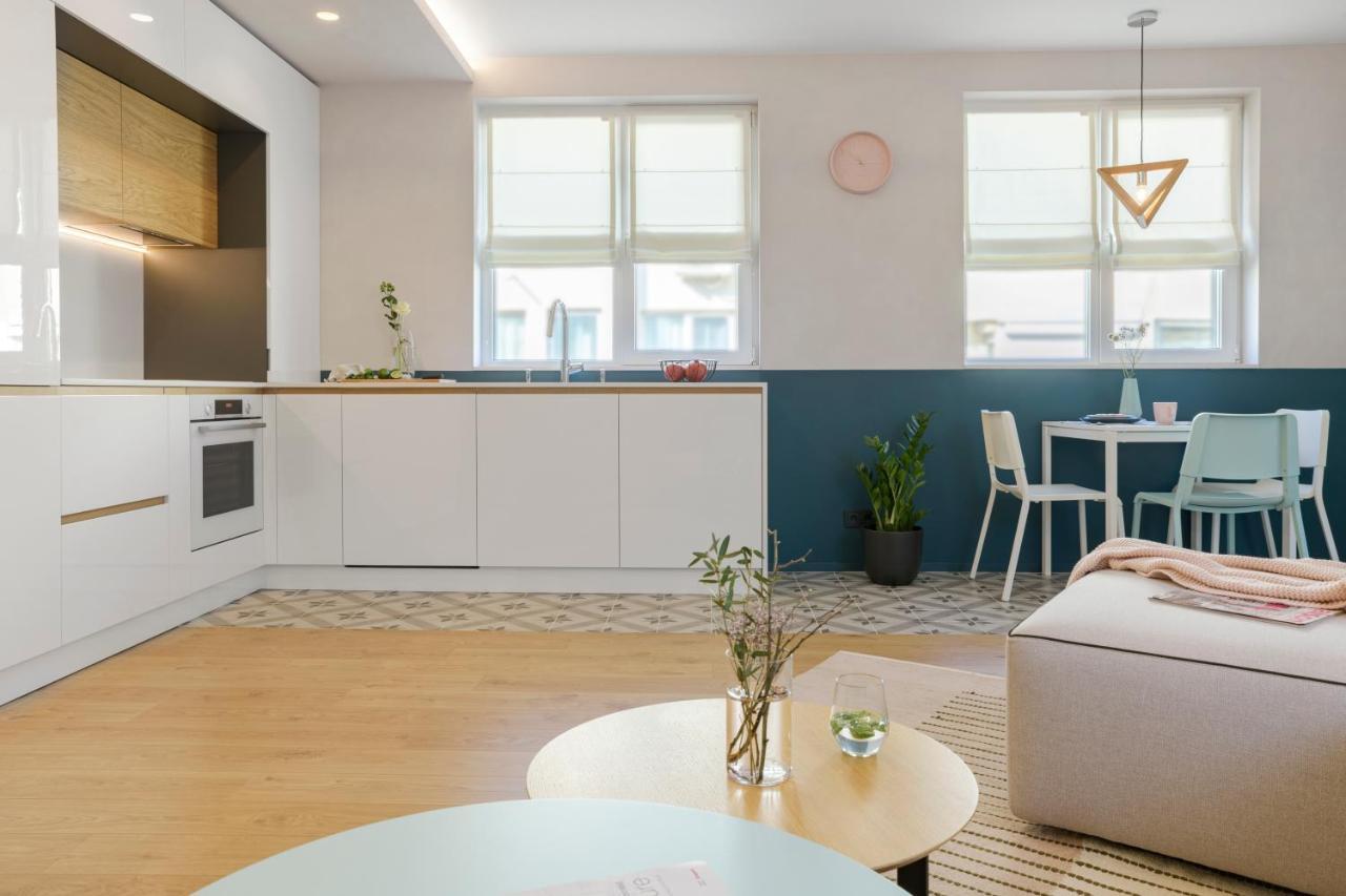 Апартамент Жасмин С Частен Гараж - Jasmin Apartment With Private Garage Varna Extérieur photo