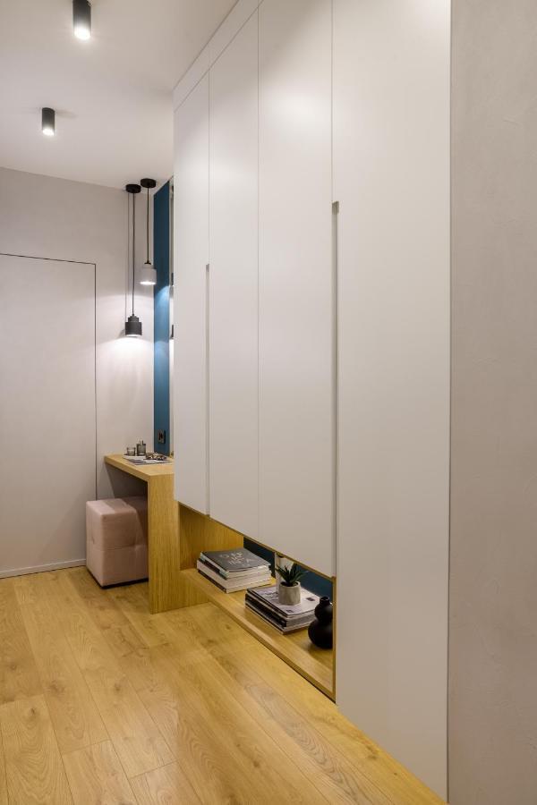 Апартамент Жасмин С Частен Гараж - Jasmin Apartment With Private Garage Varna Extérieur photo